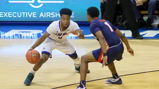 UMKC Falls to UT Martin, 77-66