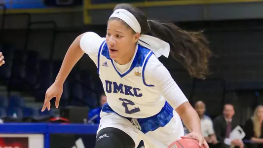 Women's Hoops Hosts William Jewell in Exhibition