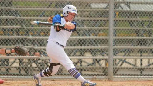 ?Roos Drop Two In Day One of Breast Cancer Awareness Tournament