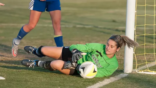 UMKC Battles, Falls to Arkansas, 2-0