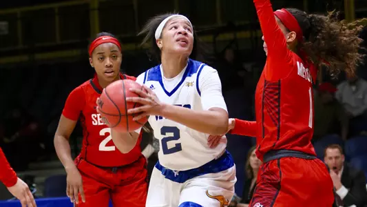 UMKC Loses to Seattle in WAC Home Opener