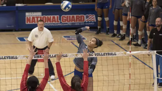 Roos Come From Two Sets Down to Upend Wolverines