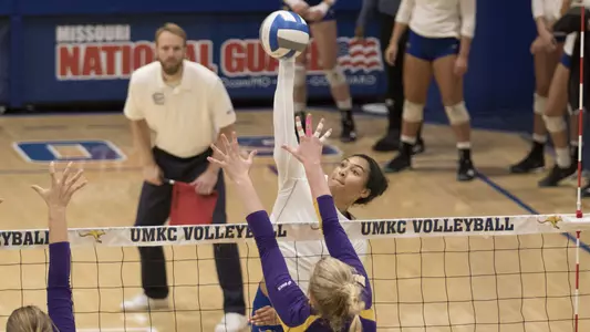UMKC Takes Down Lancers In WAC Play