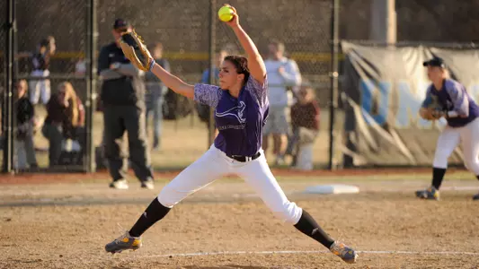 Roos Pick Up First 2018 Wins on Final Day of UNI-Dome Classic