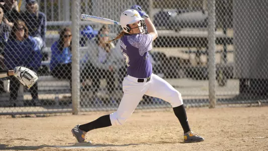Softball Falls Short at Saint Mary’s