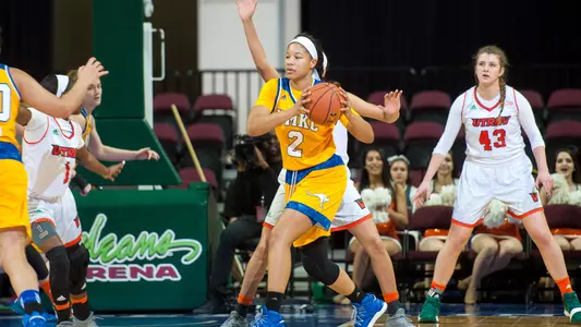UMKC Erases 18-Point Deficit to Beat UTRGV in WAC Quarterfinals
