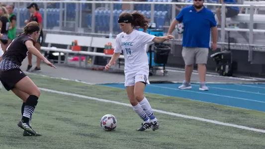 Roos Battle Hard in Close Loss to Oklahoma State