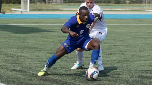 McWoods' Hat Trick Powers Roos Past UTRGV