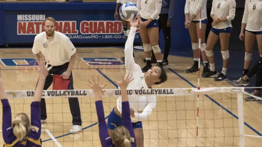 UMKC Upsets Northern Iowa in Kangaroo Klassic Finale