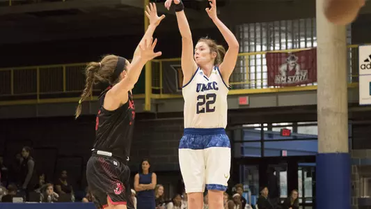 Waldron's Record Night Unable to Push Roos Past Utah Valley