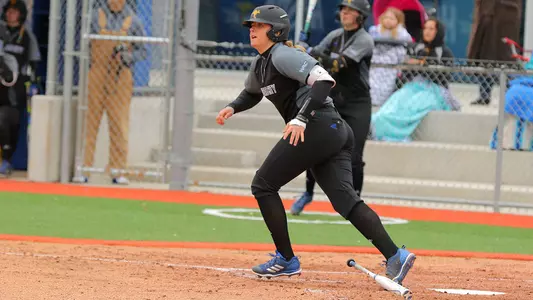 UMKC Falls Twice in Saturday Doubleheader