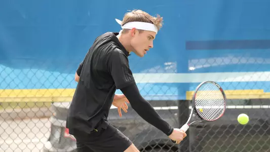 Roos Compete In ITA All-American Championships