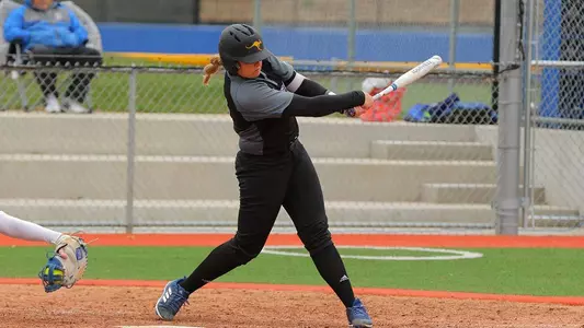 UMKC Offense Awakens in Series Finale With Utah Valley