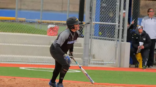 UMKC Cruises Past South Dakota, 9-2