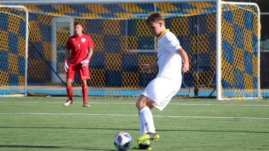 Men's Soccer Closes Out 2018 Season With Highlights and Awards
