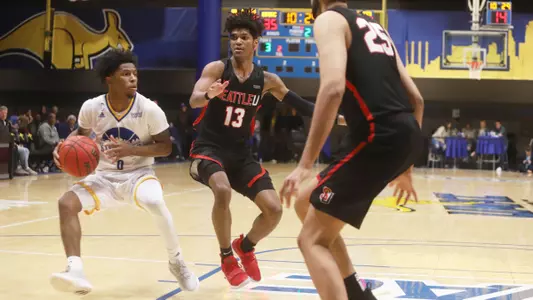 Defense Lifts Roos to Win Over Runners