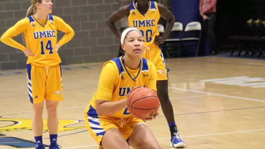 Roos Look for Third Series Sweep in WAC Play Against Utah Valley on Saturday