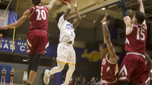 Bishop Notches 1,000th Career Point; UMKC Falls to New Mexico State