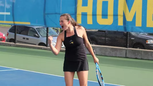 UMKC Rebounds in Omaha for Second Win on the Year