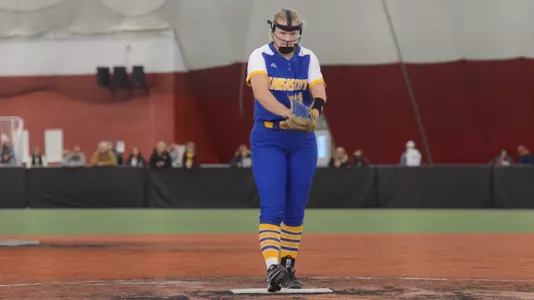 Roos Continue to Roll with Victories over Black Bears and Wildcats