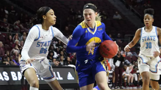 UMKC Women's Basketball Drops Heart-Breaker in WAC Semifinals