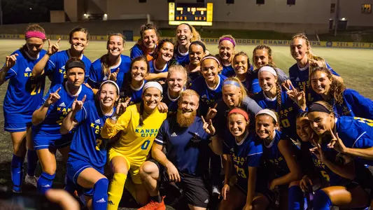 Roos move to 3-0 for the first time in program history Image