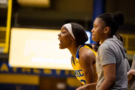 mickens cheering vs. NMSU