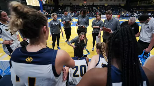 WBB Huddle vs. Maryville