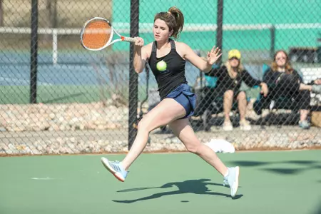 Grace Ball_Tennis_Action