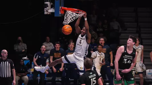 Allen Dunk vs. UND