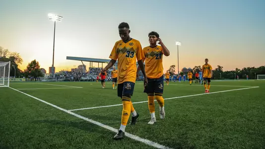 Happy Melly Action 1