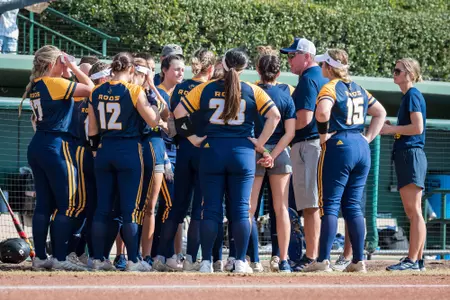 Team Huddle at USF Invitational