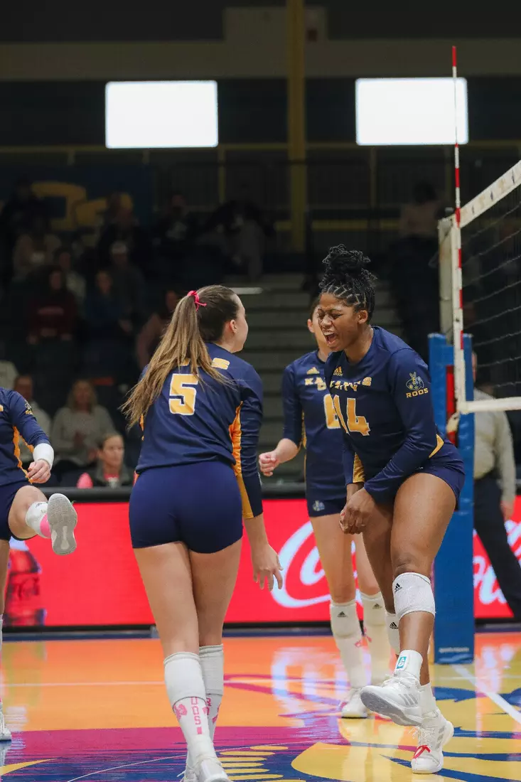 Kansas City Volleyball battled tooth-and-nail with South Dakota on Oct. 14, 2023, prevailing for a 3-2 victory.