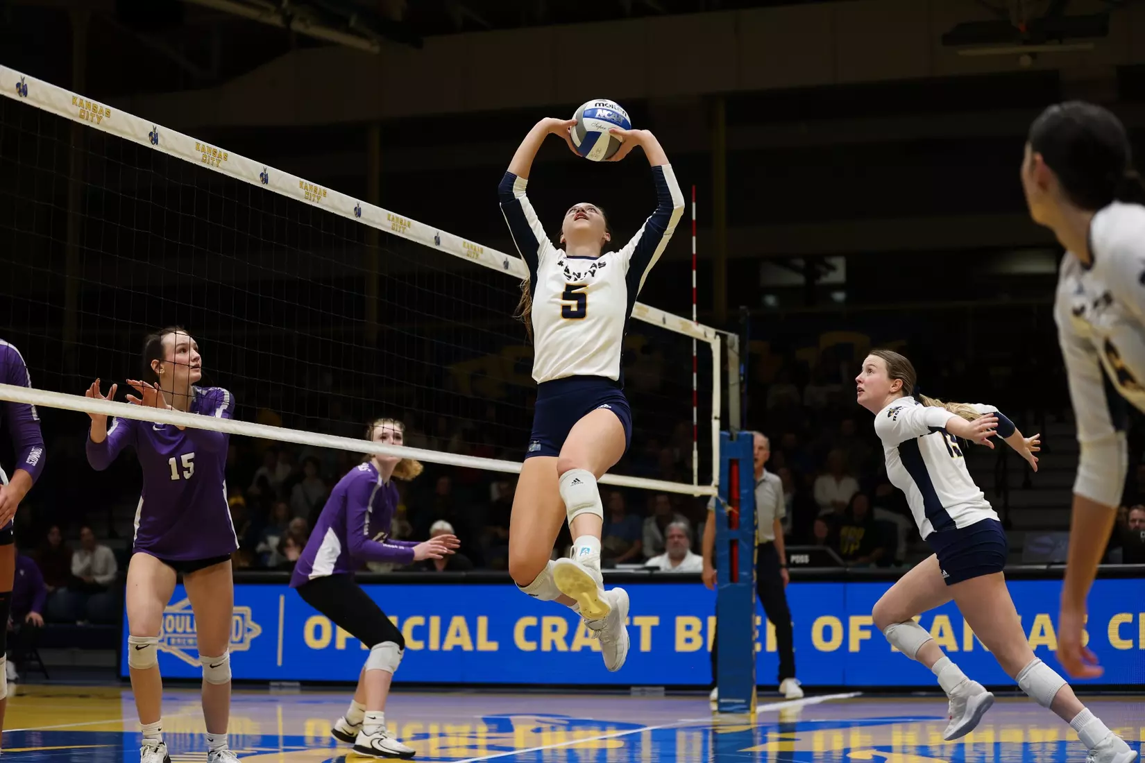 Kansas City Volleyball clinched a share of the Summit League regular season title with a 3-0 win over St. Thomas on Nov. 15, 2023.