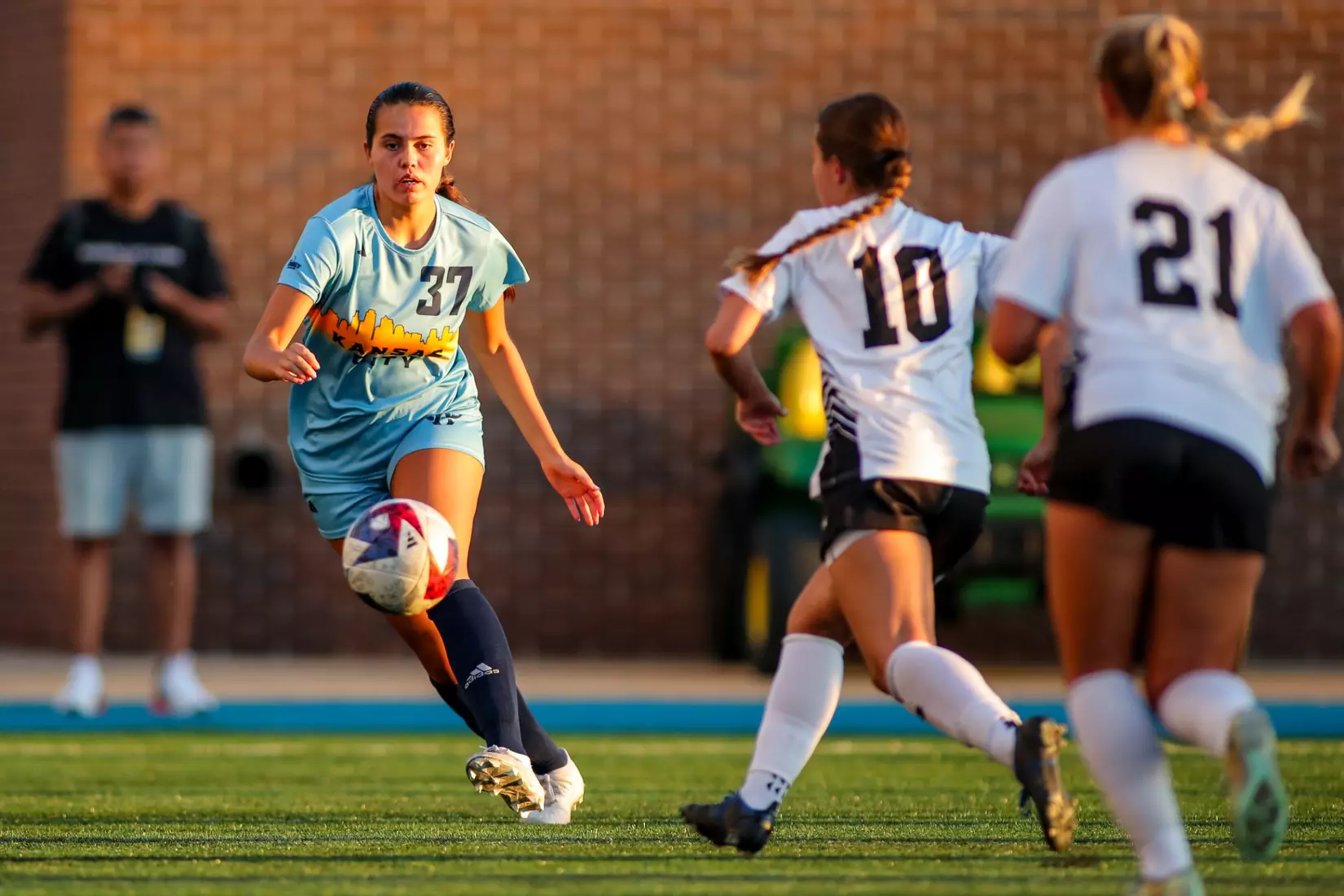 Kansas City Women's Soccer got a late winner and opened the 2023 season with a 2-1 victory over Lindenwood on Aug. 17, 2023.