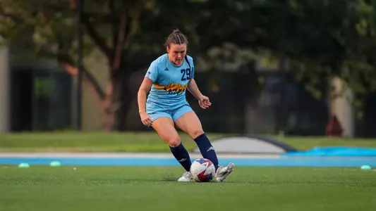 Castleberry with ball