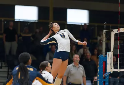 Kaia Dunford At Net