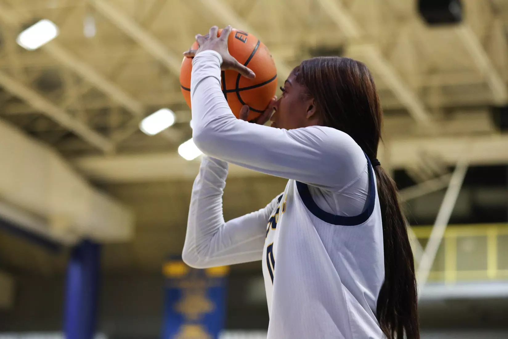 Kansas City Women's Basketball defeated Westminster 103-49 in its final game of non-conference play. Elauni Bennett earned her second double-double of the season, bringing down a team-high 21 rebounds and scoring 11 points.