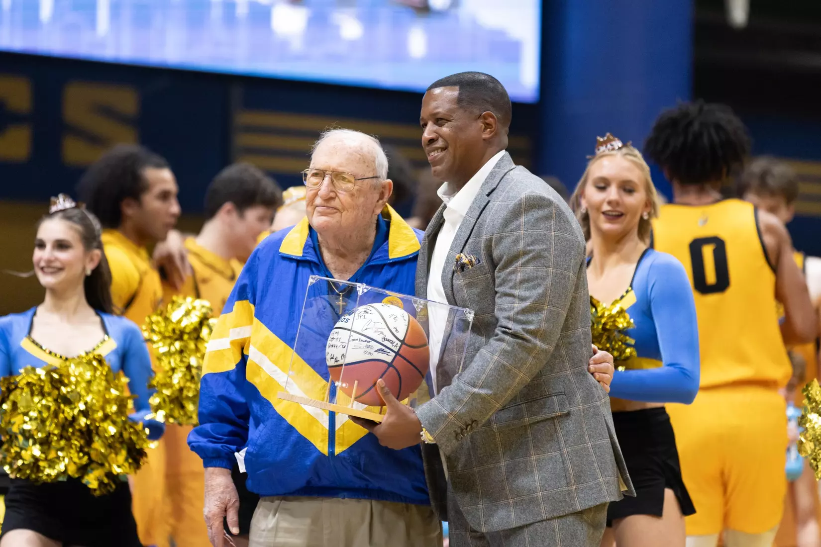 Playing against the Idaho Vandals to kick off the Big Sky-Summit Challenge, the Roos faced an intense first half, with Idaho leading at the first half with a score of 43-31. Following the first half, the Roos continued to put up a fight, however would trail behind the Vandals by a mere 5 points, with final score of 77-82.