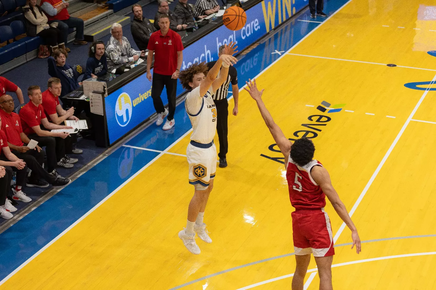 Kansas City Men’s Basketball used a career-high 21 points from Jayson Petty to blow past South Dakota, 81-57, on Jan. 27, 2024.