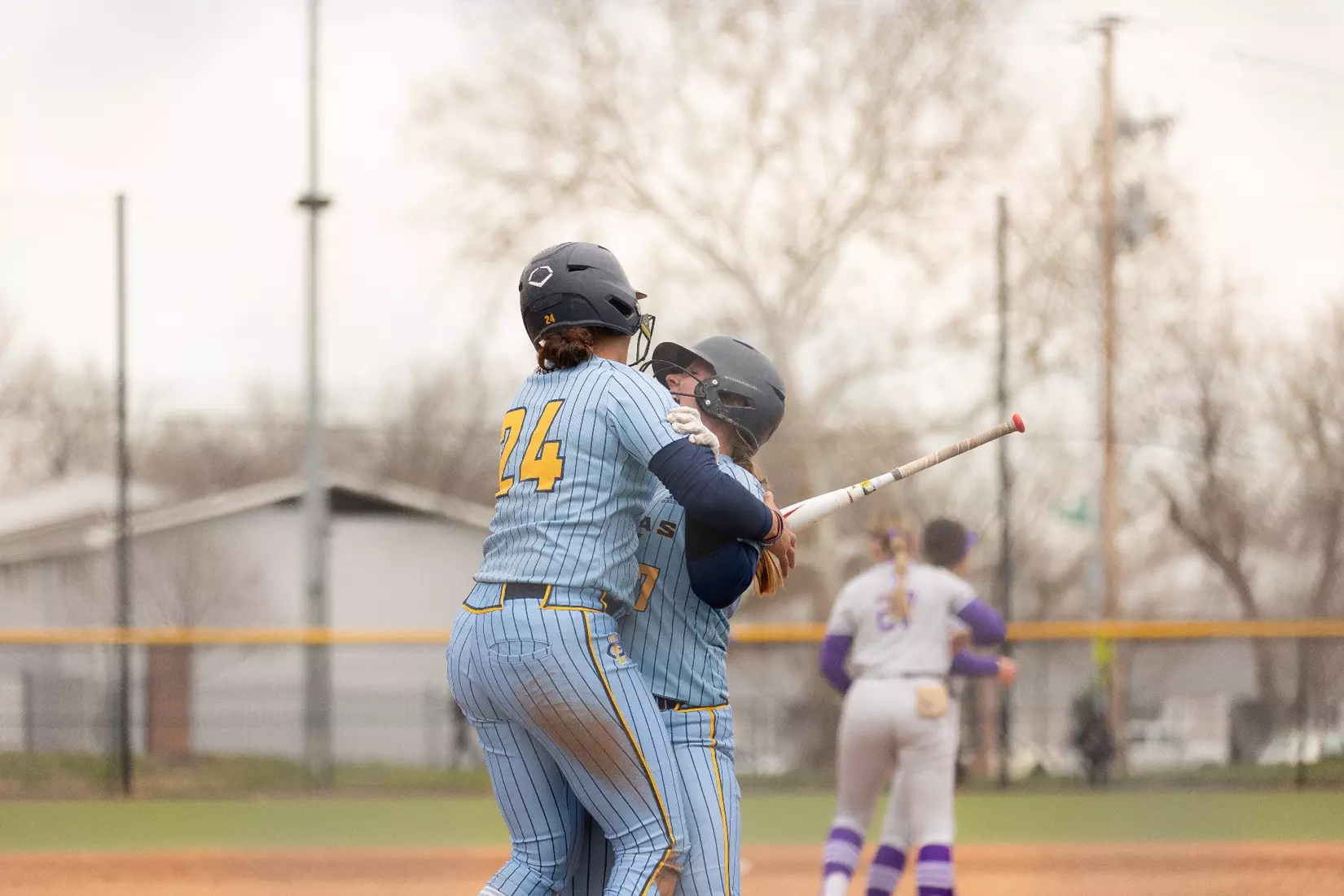 Kansas City Softball opened conference play by splitting a doubleheader with St. Thomas on March 23, 2024. The Roos won the first game, 3-2, and lost the second game, 8-1.