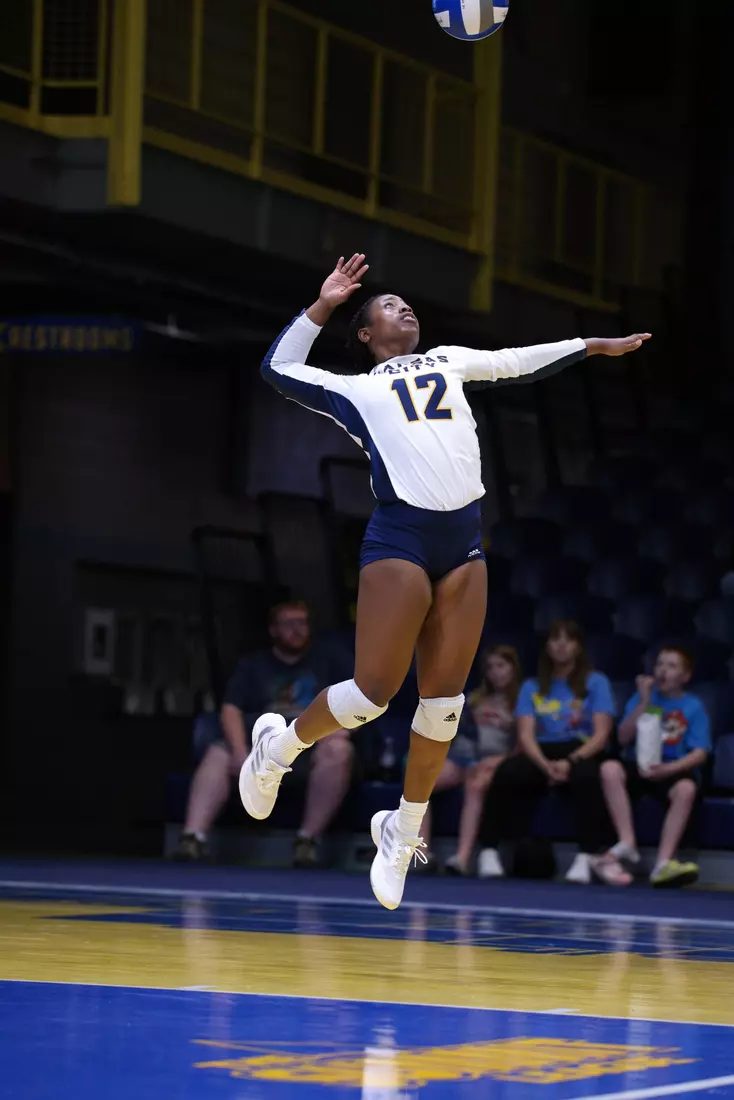 Kansas City Volleyball fell to Lindenwood in three sets, 25-14, 26-24, 25-21, in its first game of the Kangaroo Klassic. Kaia Dunford led the team in kills with seven.