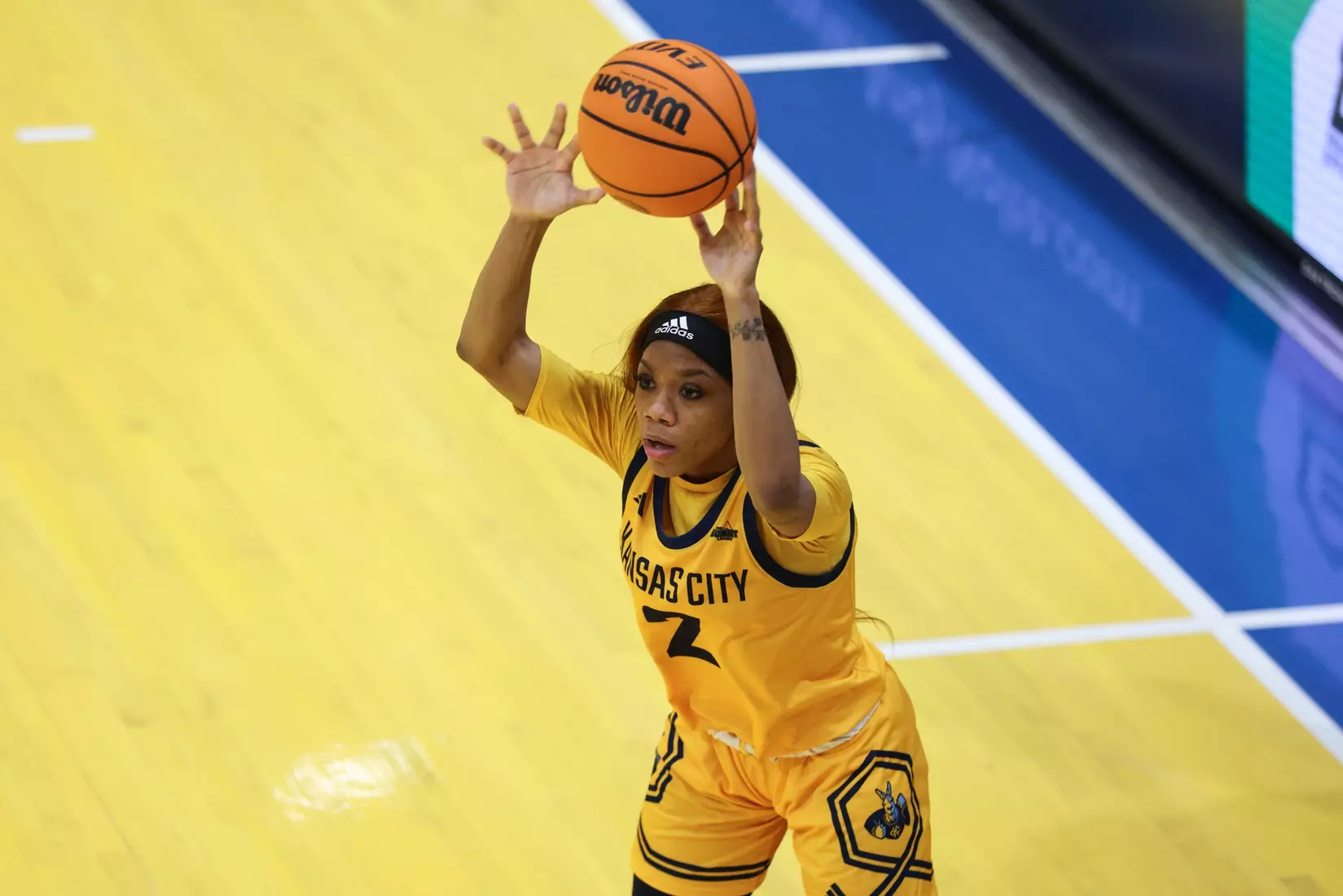 Kansas City Women's Basketball fell to North Dakota 60-63 in its home opener. Alayna Contreras led the Roos from the field with 16 points.