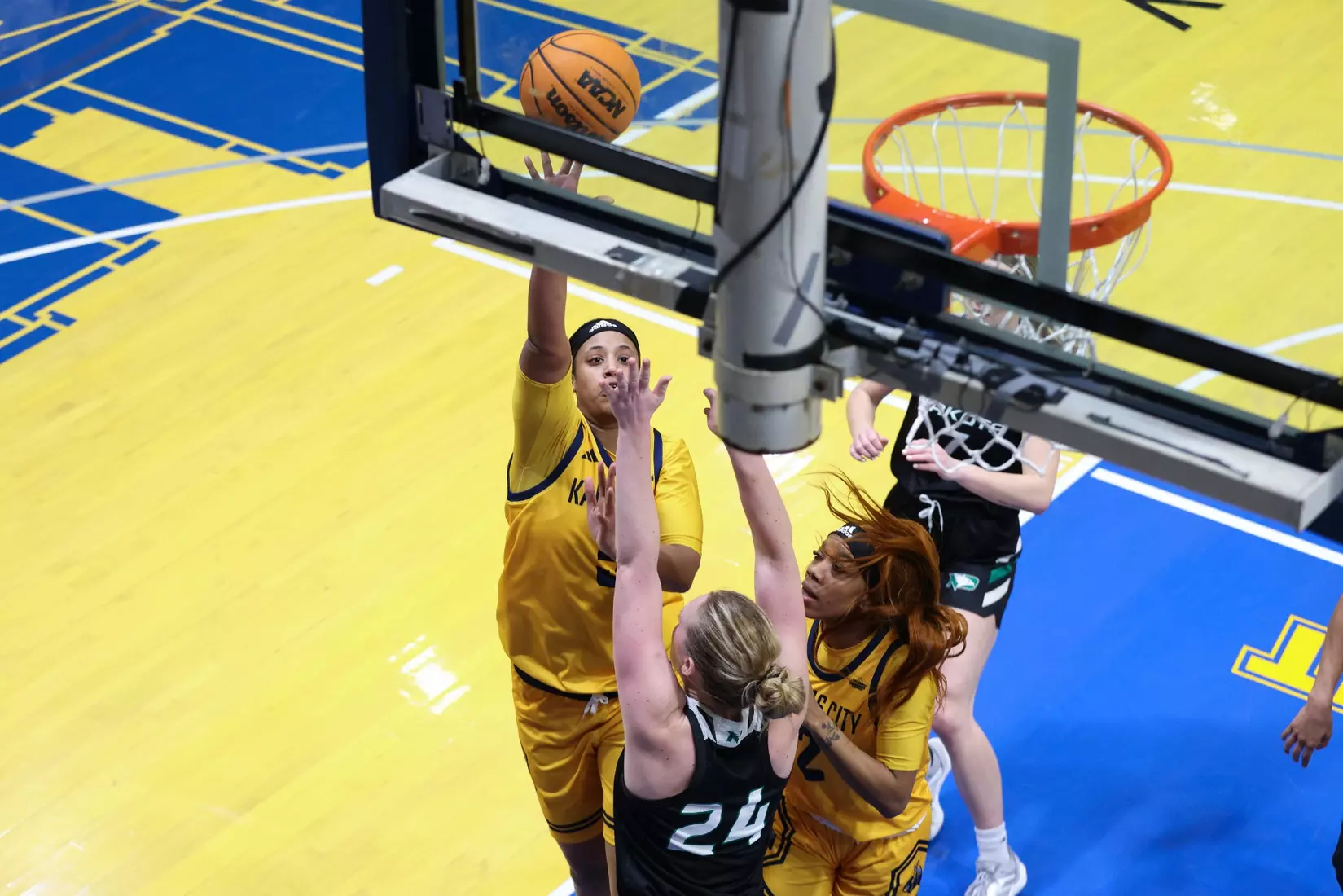 Kansas City Women's Basketball fell to North Dakota 60-63 in its home opener. Alayna Contreras led the Roos from the field with 16 points.