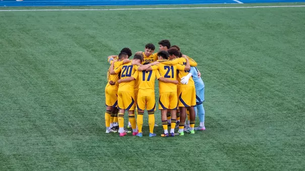 Huddle vs. WIU