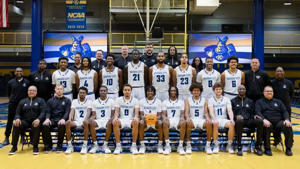 Men's Basketball 2025-26 Team Photo