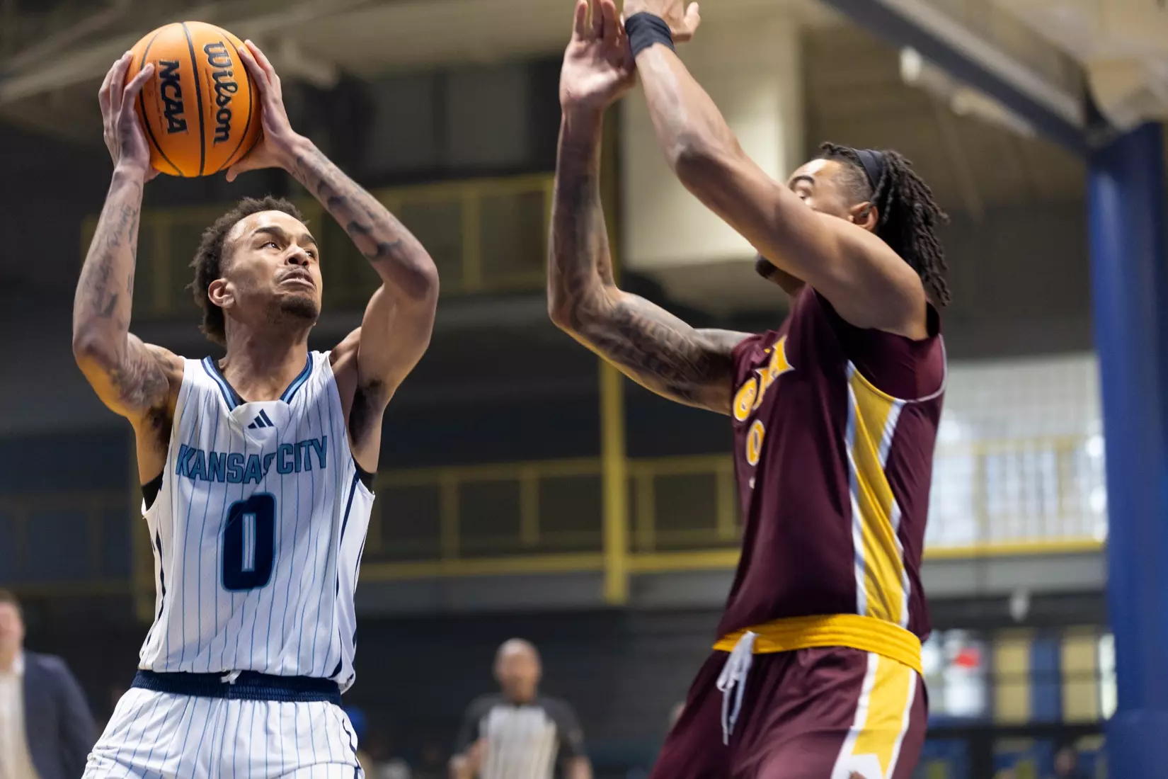 In the third game of the season, the Roos went up against the Iona Gaels. With the fast pace of the game, the Roos had strong offensive momentum throughout. Despite this, the Roos fell to the Gaels in a final score of 105-91.