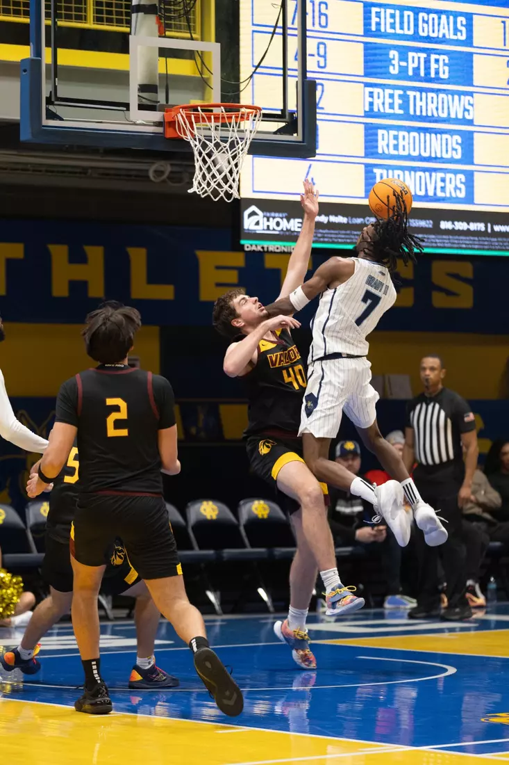 With the basketball season coming to a start, the KC Roos played against the Evangel Valors in the home opener. The Roos won with a final score of 80-74, making a strong start to the season.