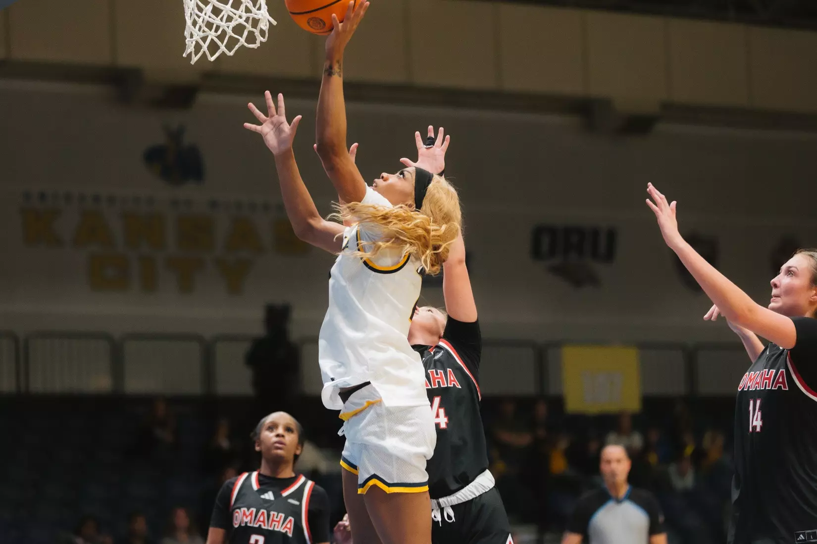 Kansas City Roos' Women's Basketball dominated Omaha with a 61-59 win on December 31, 2025.