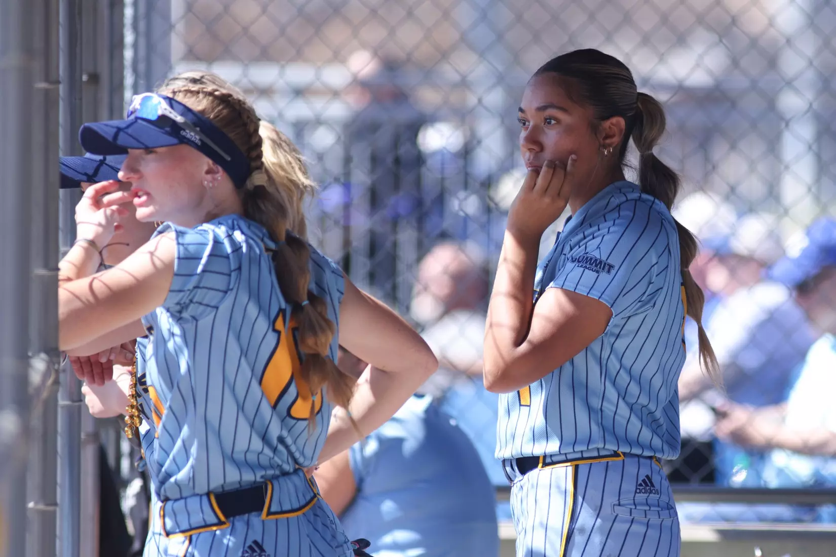 Kansas City Softball split a pair of games with SIUE, winning the first 3-2 in walk-off fashion and falling in the second 8-0. Grace Batdorf secured the walk-off win for the Roos and Sabrina Rodgers led the Roos from the plate going 4-of-6 on the day.